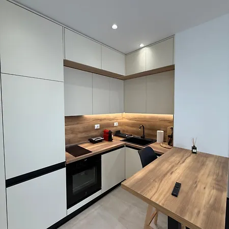 Kaltra Drymades Apartamento Gjilek